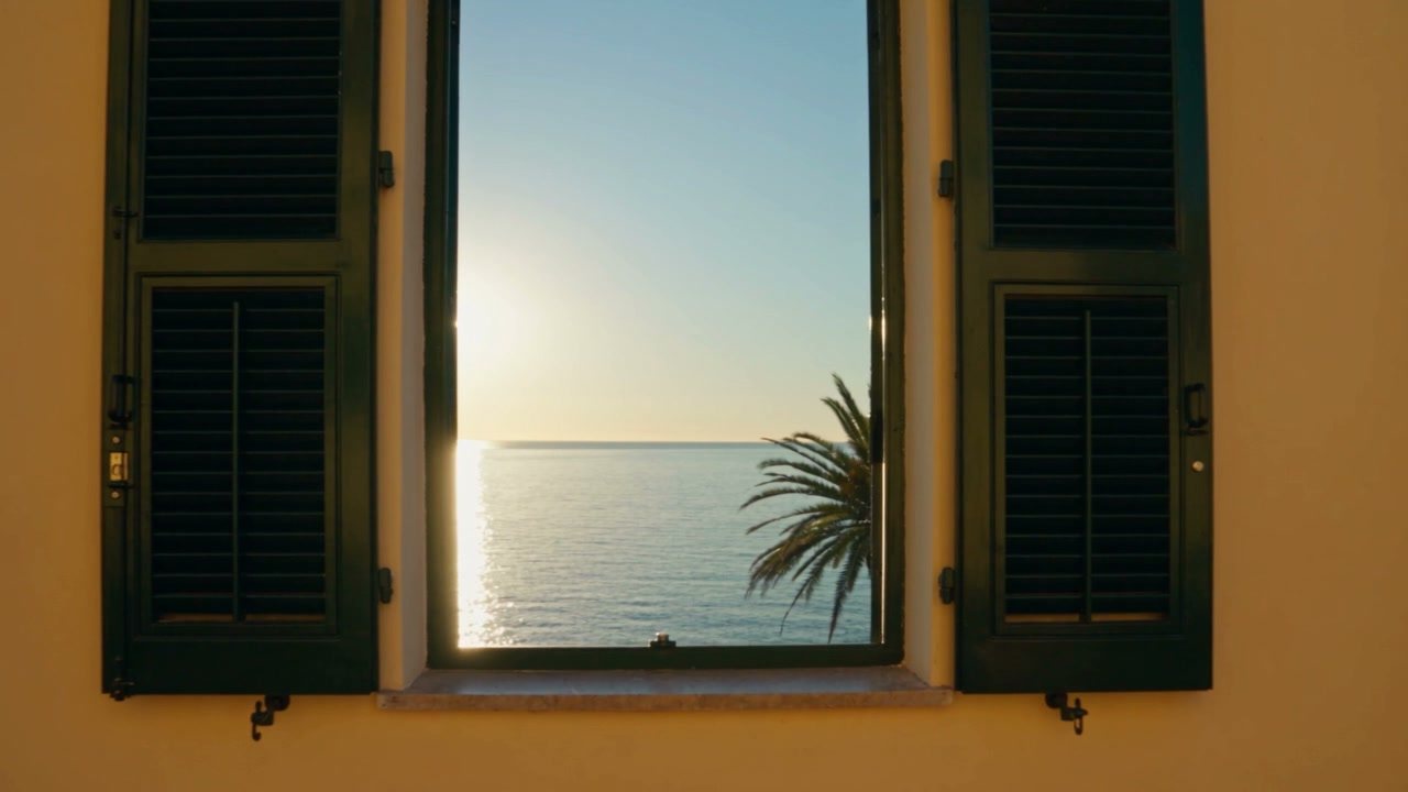 The Gulf of Tigullio seen from above at dawn